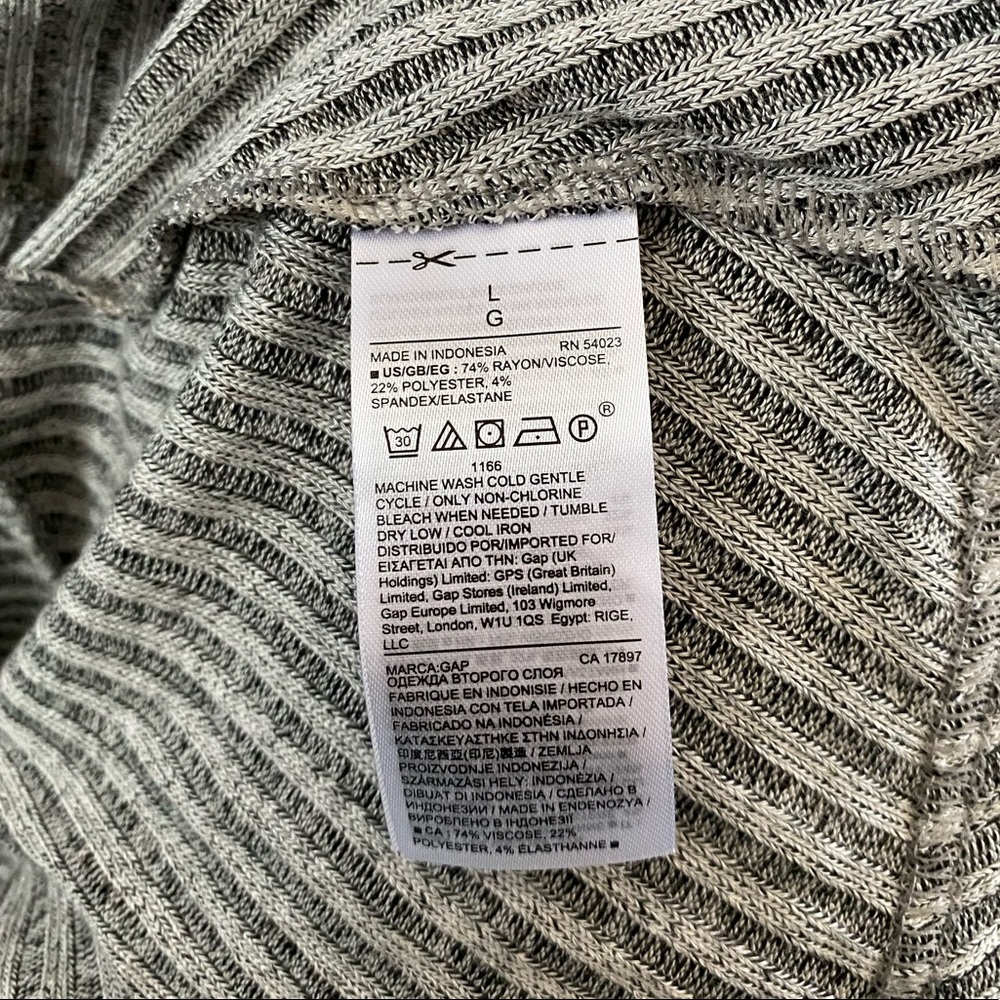 NWT Gap Short Sleeve Gray Dress - Picture 11 of 11